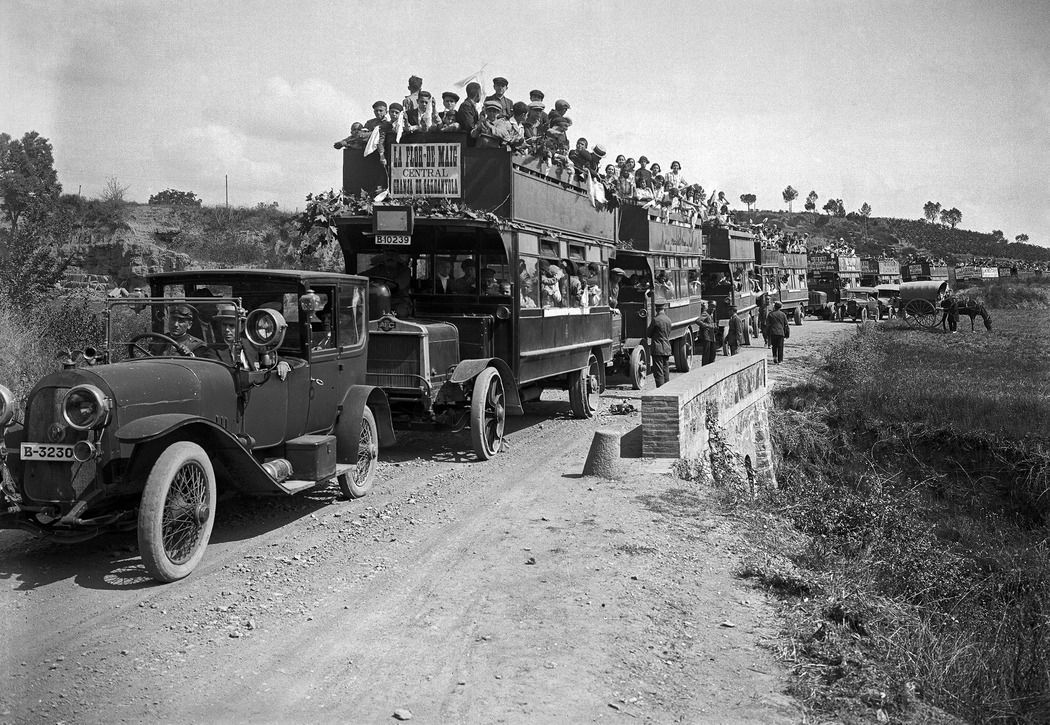Comboi de la III Diada Internacional de la Cooperació del 1925, Cooperatives, Any internacional de les Cooperatives