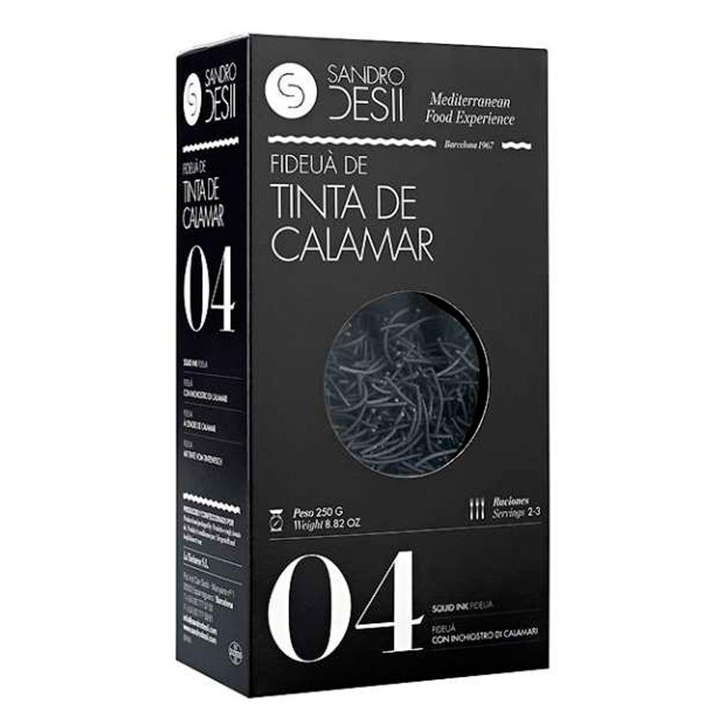 Fideuà amb tinta de calamar Sandro Desii